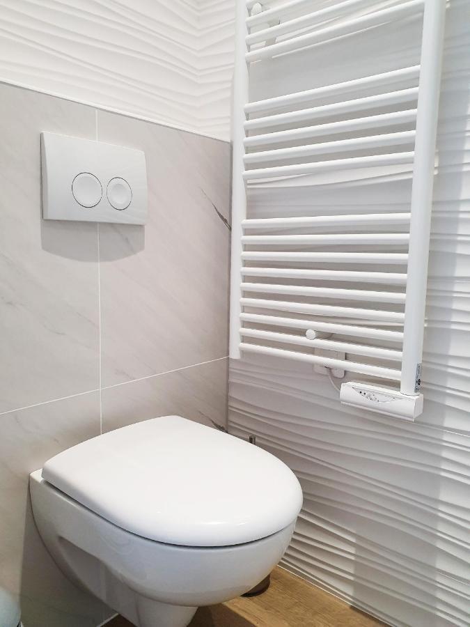 Exigehome - Chambre D'Hote Avec Jacuzzi Et Jardin Paysage, Partage Оржевал Екстериор снимка